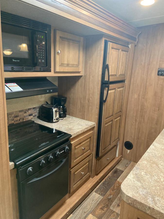 Cozy Camper - Free Parking Hotel Miami Exterior photo